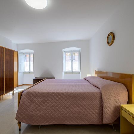 Appartamento Via Mazzini 23A Gubbio Esterno foto